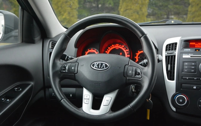 Kia Ceed cena 19999 przebieg: 170000, rok produkcji 2010 z Szczekociny małe 436
